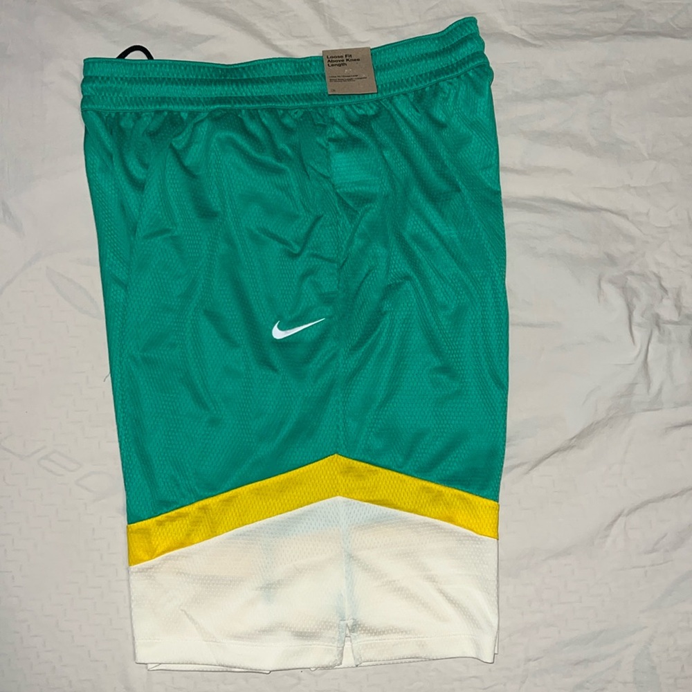 Icon Men's Dri-FIT Drawstring 8" Basketball Shorts DV9524-324
